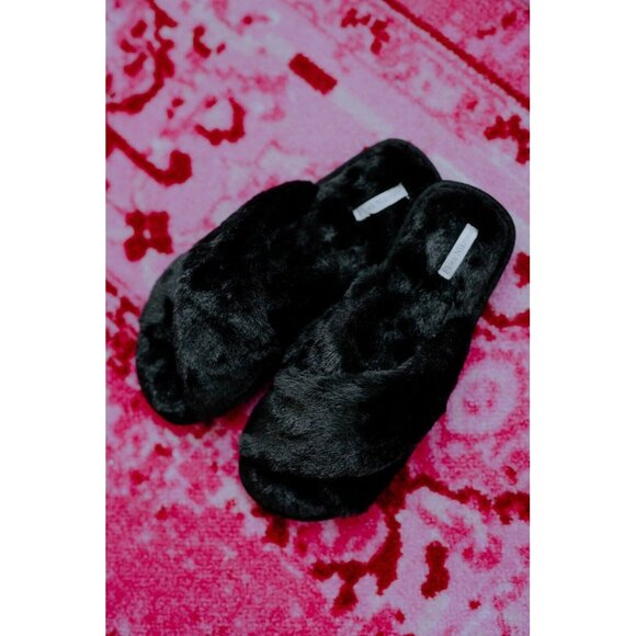 Flora Nikrooz Victoria Teddy Criss Cross Slippers Black - Picture 1 of 6